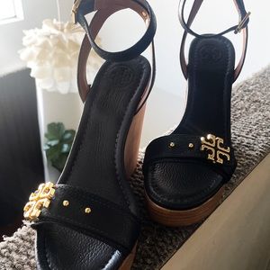 Tory Burch Elina Black Leather Wedges SIZE : 8.5
